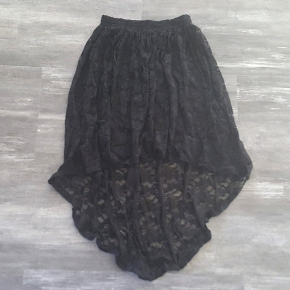 Forever 21 Dresses & Skirts - Black Laced F21 High Low Maxi